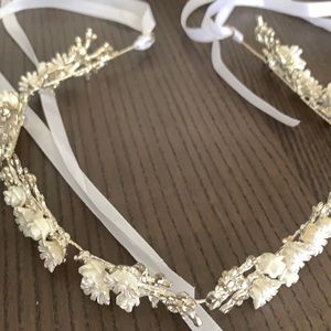 Headband adjustable. Wedding or prom